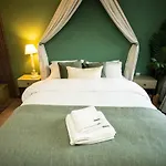 5 Star Luxury In The Heart Of * Galway