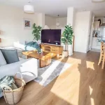 5 Star Luxury In The Heart Of *