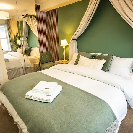 5 Star Luxury In The Heart Of * Galway