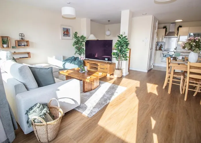 5 Star Luxury In The Heart Of *